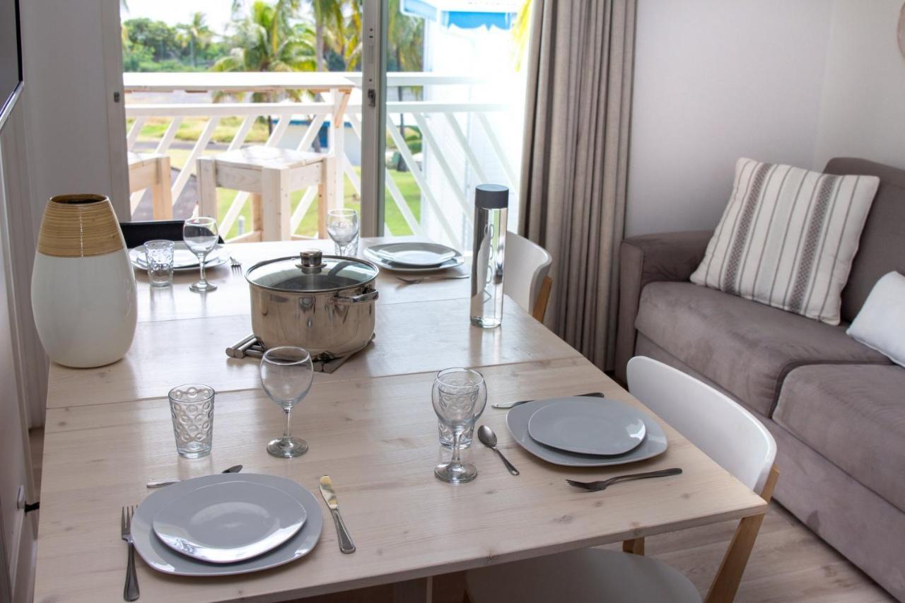 Appartement Kazao Manganao Avec Cuve à Saint-Francois  Extérieur photo