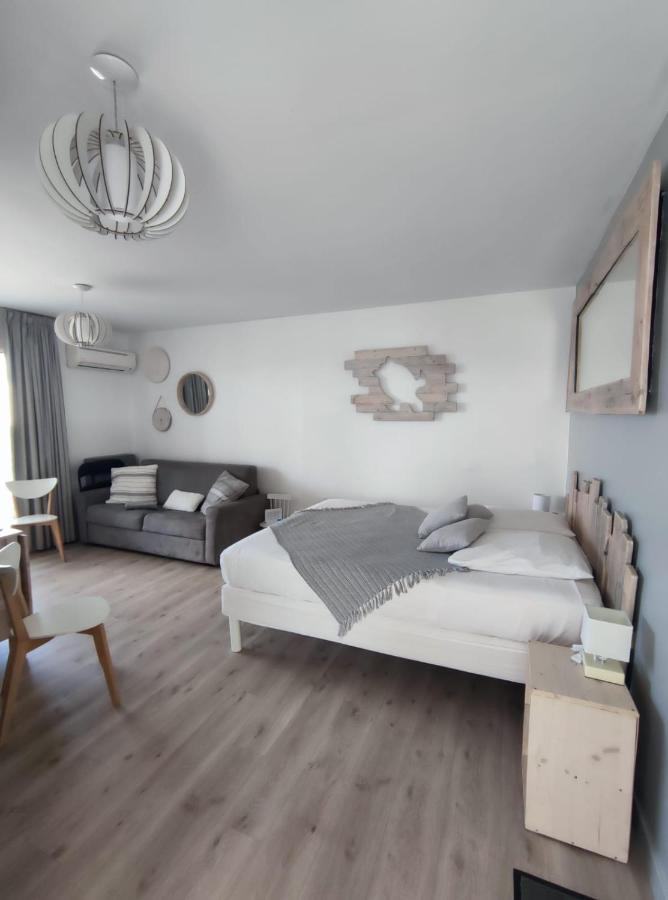 Appartement Kazao Manganao Avec Cuve à Saint-Francois  Extérieur photo